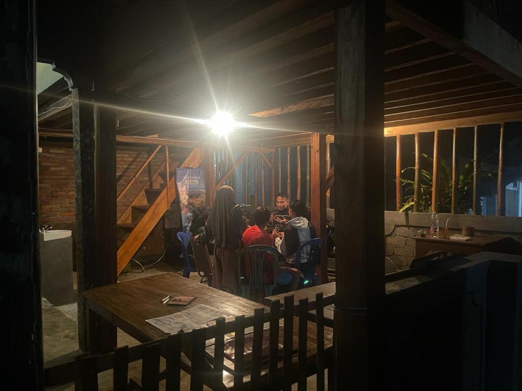 Jaya Homestay Tetebatu Luaran gambar